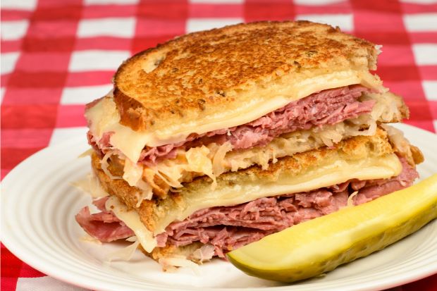 Sandwich with corned beef that was not overcooked