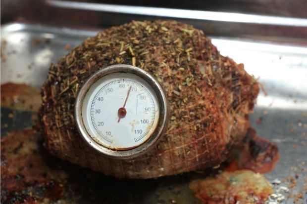 Steak with meat thermometer that you can use for oil
