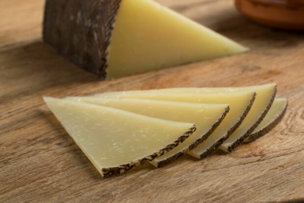 Manchego cheese that you can freeze