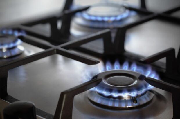 Stove burner to toast a bagel on